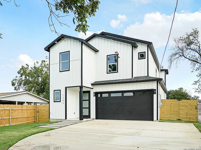 1202 W Villaret Blvd photo 6